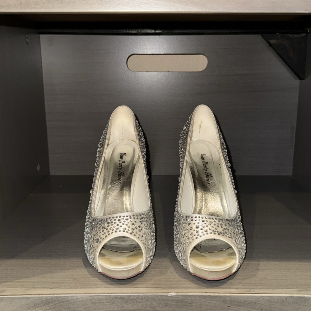 Bridal Off-White Satin Heels with Rhinestons